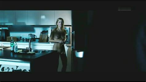 Naked Noemi Besedes In Da Muss Mann Durch