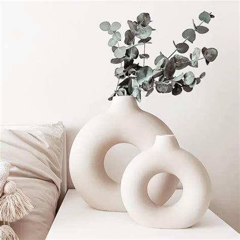 Nordic Vase Circular Hollow Ceramic Donuts Flower Pot Home Living Room