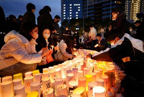 追悼の灯り各地で点灯 阪神淡路大震災から17日で28年 浮かぶむすぶの文字 芸能 デイリースポーツ online