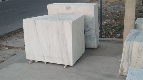 AMBAJI WHITE MARBLE Slab Thickness 10 15 Mm Rs 65 Square Feet SHRI