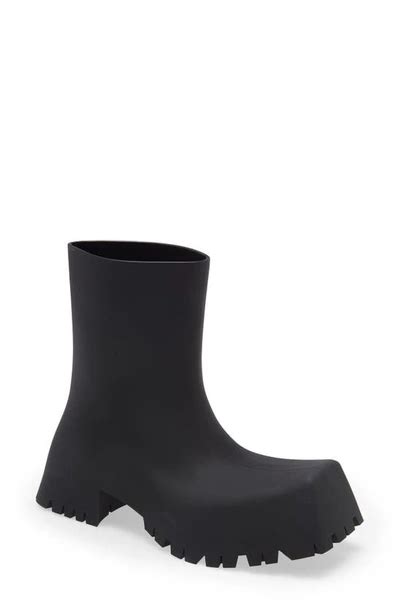 Balenciaga Trooper Block Heel Rubber Boots In Black Modesens