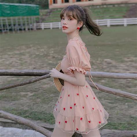 2024 New Style Student Girl Swimsuit Female Cover Belly Slimmer Look Vacation Hot Spring One