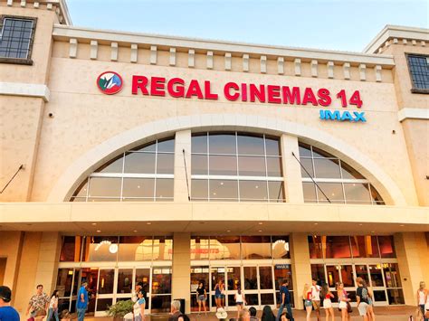 Several southland Regal Theaters set to close due to bankruptcy