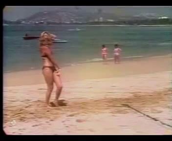 Naked Florinda Meza in El Chapulín Colorado