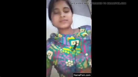 Today Exclusive Cute Girl Showing Her Pussy Tnaflix