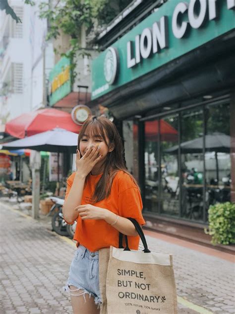 Bắt trend nhanh như admin Gun Gun Biến hình hot girl tạp hóa hay