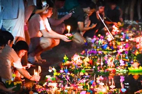 loy krathong  bangkok ouvre  parcs pour la fete des lumieres