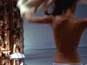 UNE SEMAINE DE VACANCES NUDE SCENES AZNude