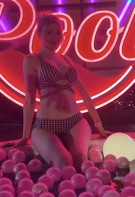 Peachmilky Peachmilky Nude Onlyfans Leaks Photos The Fappening