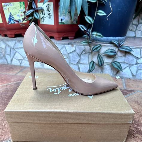 Christian Louboutin Pigalle Nude 100 Women S Fashion Footwear Heels On Carousell