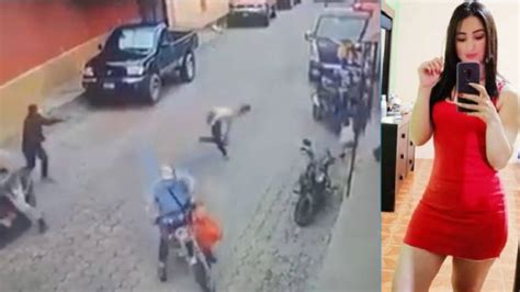 VIDEO Cámara capta cuando sicarios dan persecución y matan a mujer en