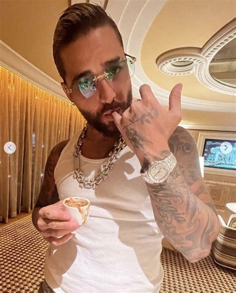 Instagram Reem Kherici Prolonge L T En Bikini Transformation Capillaire Pour L Na