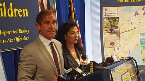 Ny Gov Bans Sex Offenders From Pok Mon Go Calls On Niantic For Help Polygon