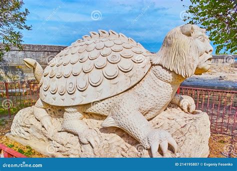 Tarasque Dragon-like Creature Statue, Tarascon, France Editorial Photo ...