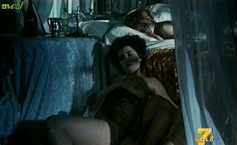 Naked Marcella Petrelli In Penombra