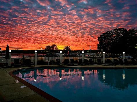 6 Hotels with Rooftop Pool in Lake Geneva - Isa's Guide 2024