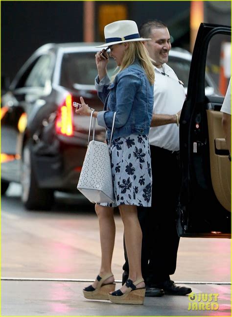 Reese Witherspoon Posts Fun Flashback From Legally Blonde Photo 3691700 Reese Witherspoon