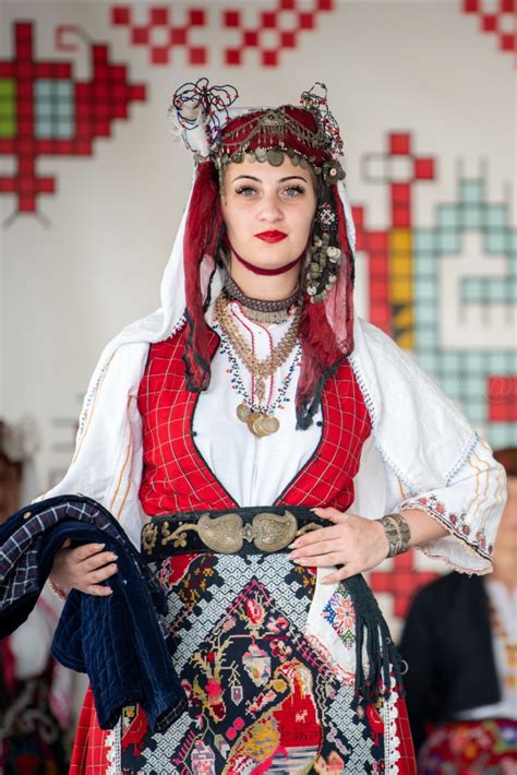 Traditional Bulgarian clothing from Varna area | Bulgarian clothing