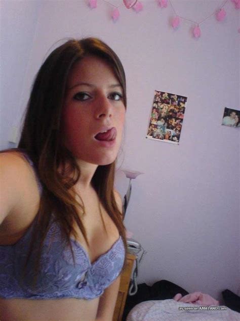 Pictures Of A Hot Amateur Non Nude Brunette Gf Taking Pics Of Herself Porn Pictures XXX Photos