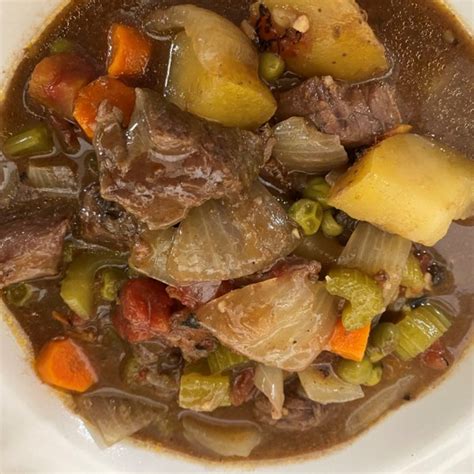 Slow Cooker Beef Stew I Photos