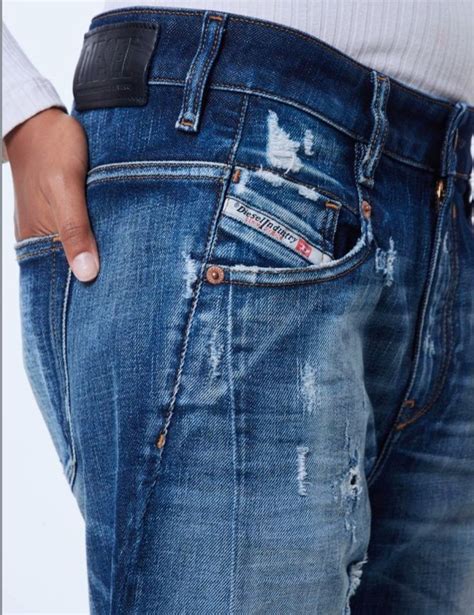 Pin By Speed On Fash On Man Mens Pants Fashion Denim Jeans Ideas