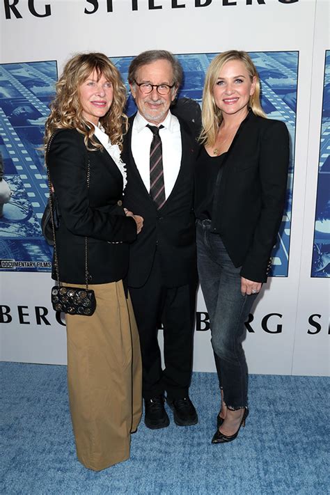 Steven Spielberg Wedding 35 Greg Spielberg Fotos En Afbeeldingen Van