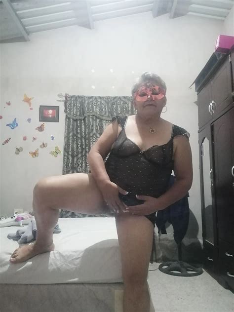 60 Year Old Mature Grandmother 8 Pics XHamster