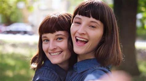 We Re Conjoined Twins And We Share A Vagina This Is How Our Sex Life Works Mirror Online