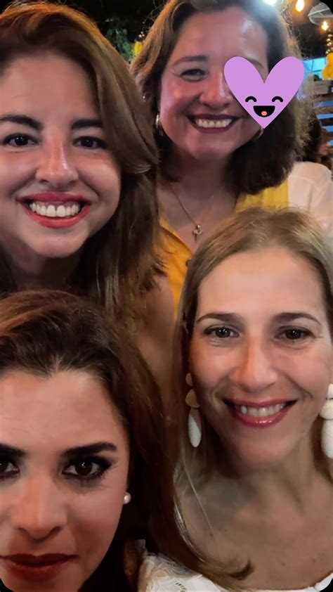 Paola Alvarado Con Mi Mamita Bella Instagram