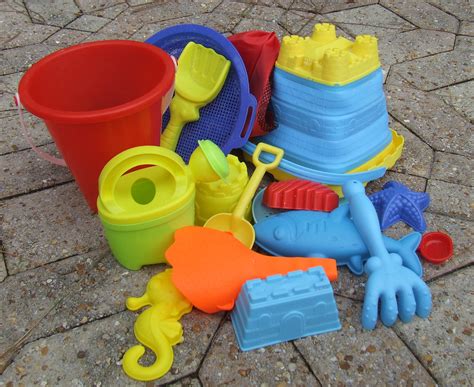 Sand Toys - The Beach Wagon