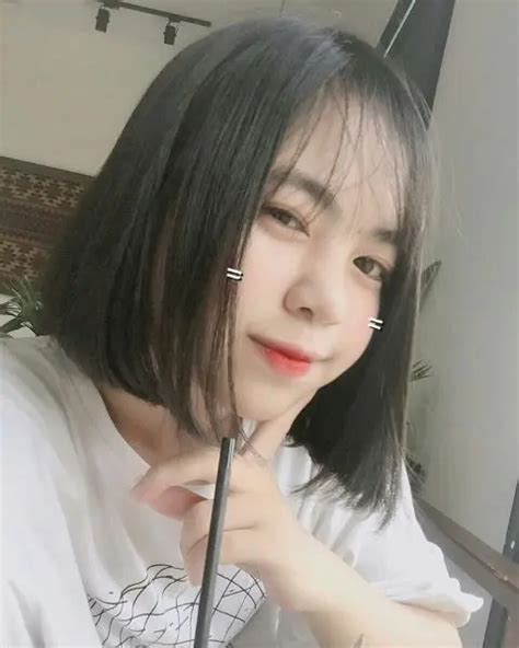 Nh G I Xinh T C Ngang Vai Tr Trung Hot Trend Nh T