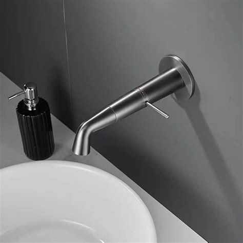 Concealed Wall Mounted Brass Basin Faucet For Hotels And Homes With Hot And Cold Water Control
