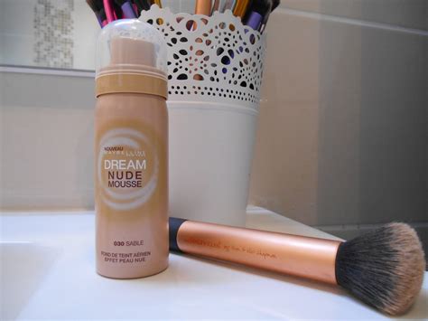 Ali B Le Fond De Teint Dream Nude Mousse De Gemey Maybelline
