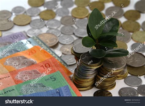 Malaysian Coins Malaysia Ringgit Myr On Stock Photo 1807849024 ...