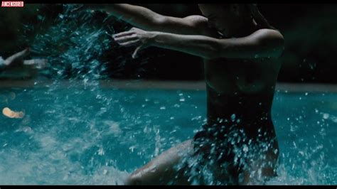 Naked Anouk Samuel In Euphoria