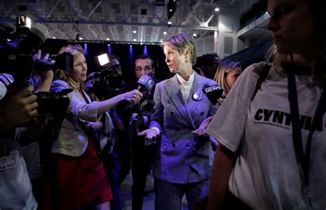 Sex And The City Star Cynthia Nixon Releases Miranda Themed Campaign Gear On Show S 20th