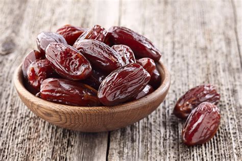 Benefits Of Dates On Our Health Sun Fruits Secs