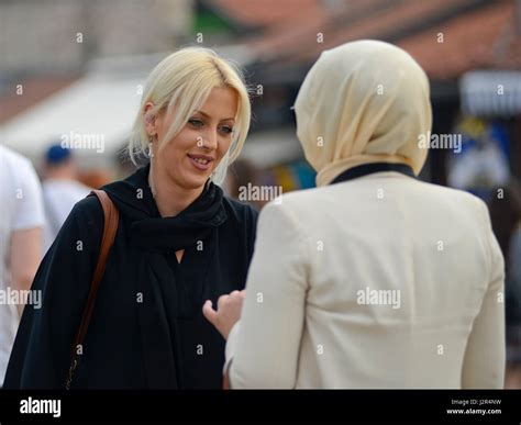 Bosnian muslim women hi-res stock photography and images - Alamy