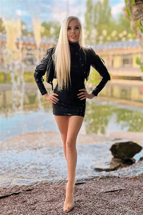 Beautiful Oleksandra Y O From Kiev With Blonde Hair Id Ladadate