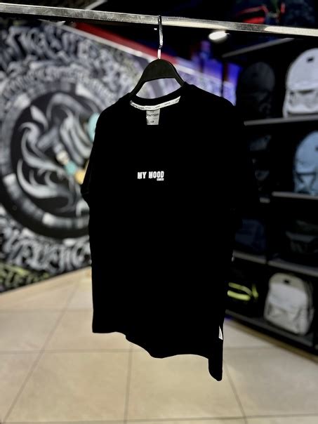 Базовая футболка myMOOD ‘удобная форма ‘стильный крой Материал: - 95% ...