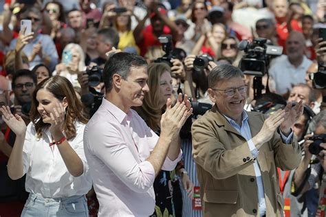 Sánchez anuncia con Ximo Puig una inversión de 580 millones de euros en