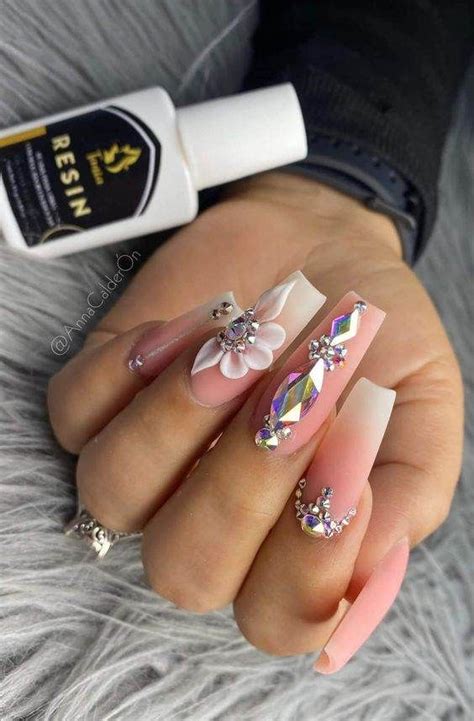 Classy Nude Nail Designs Perfect For Elegant Ladies en Manicura de uñas Kit