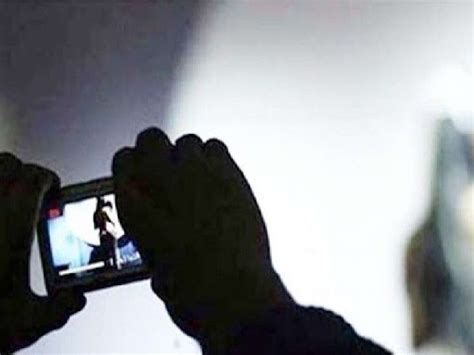 Porn video of girl goes viral just before marriage शद स ऐन पहल वयरल क यवत क अशलल