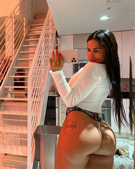 Katya Elise Henry Porn Pic