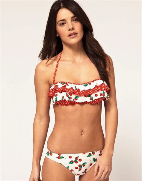 B K P Ch N Bikini Theo D Ng Ng I