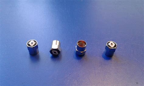 Поддержка для поясницы водителя и разное — Renault Sandero 1G, 1,4 л ...