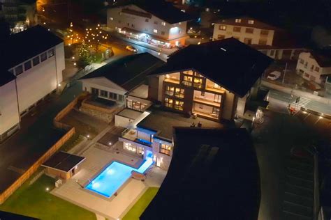 Lakeside Luxury Apartments | Official Website