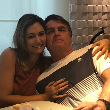 Michelle E Jair Bolsonaro Relembram Quando Se Conheceram Quer Amos