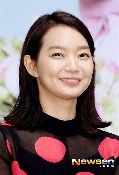 Actress Shin Min Ah claims she's never gone on vacation with a boyfriend