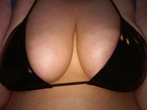 The Wife In Her Sexy Bikinis C Bikini Porn Pic